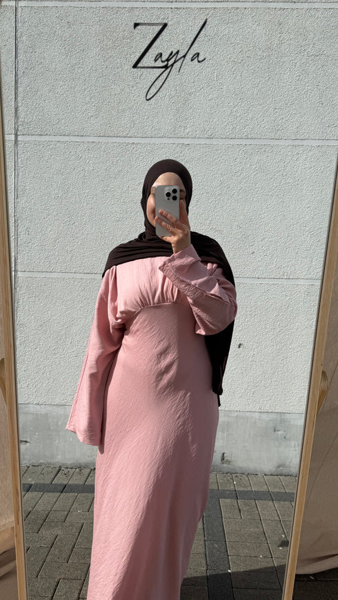 Tailliertes Maxikleid