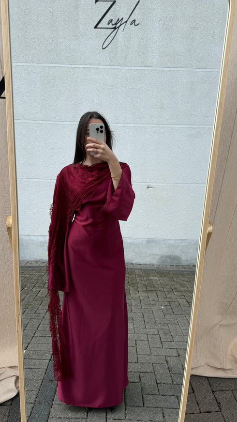 Spitzen Abendkleid